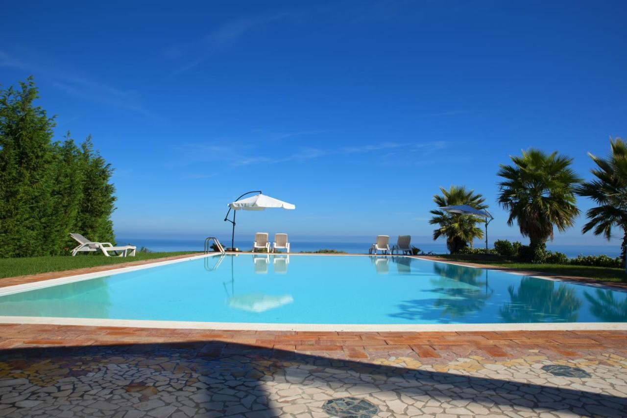 In collina sul mare... Villa Montenero di Bisaccia Exterior foto